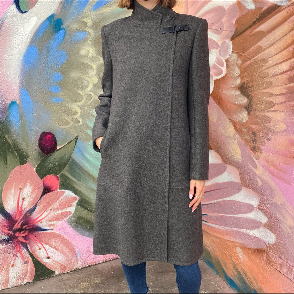 Hermes Cashmere Grey Coat with Leather Closure - FR38