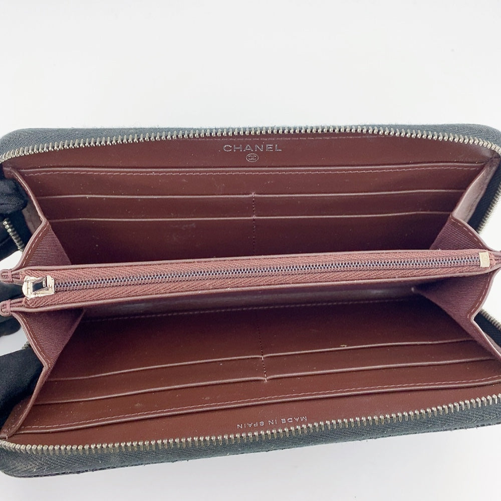 Chanel Classic Long Zipped Wallet