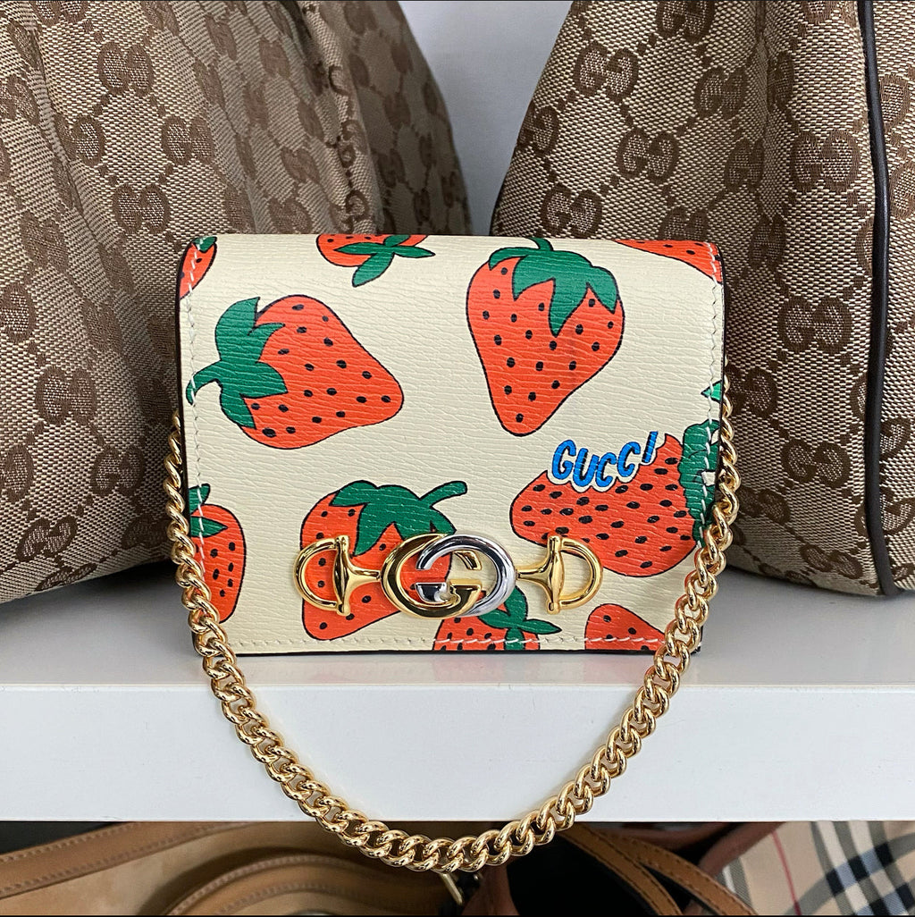 Gucci Zumi Mini Strawberry Wallet with Chain
