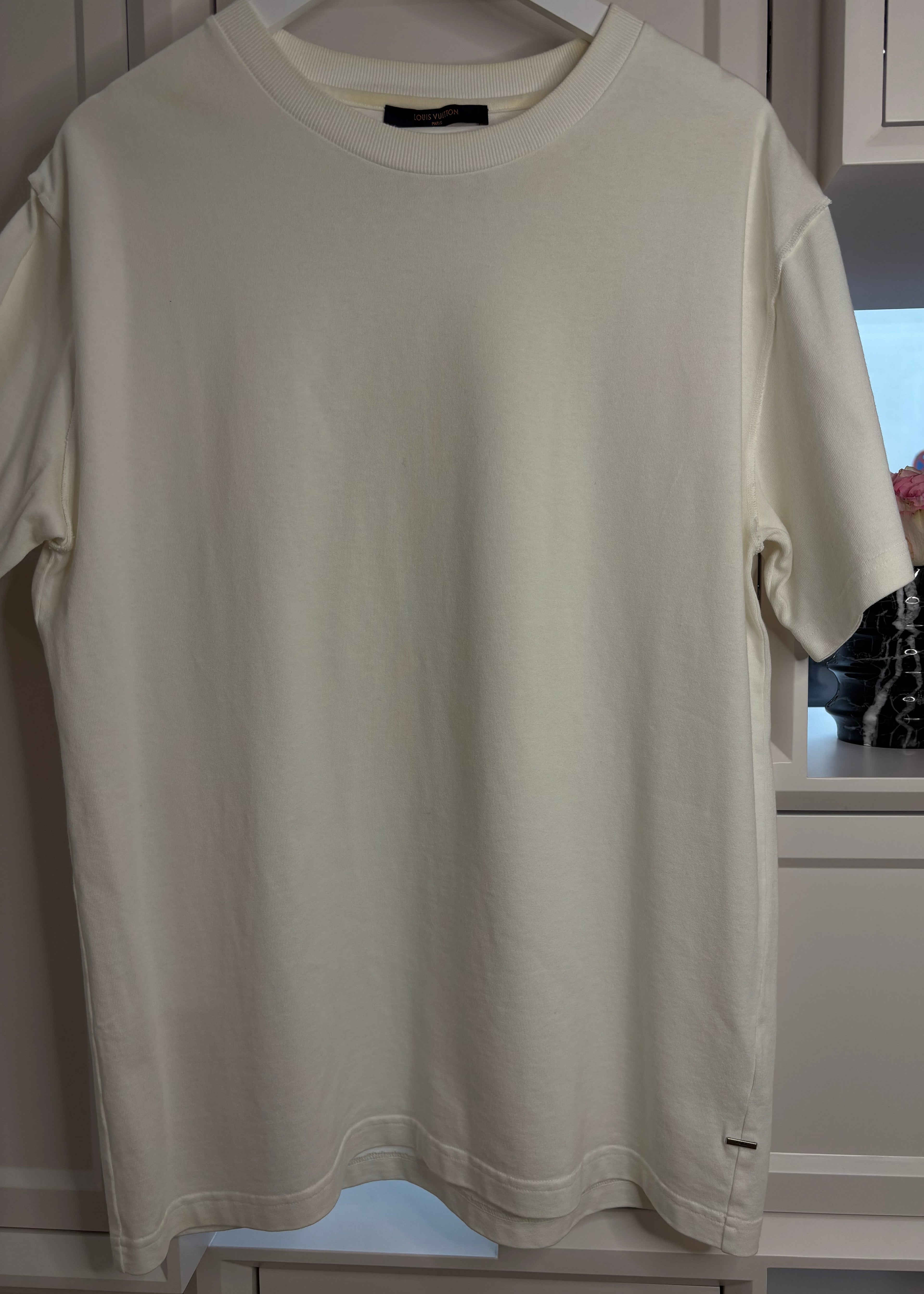 Louis Vuitton White Embossing Tshirt Men's Size L