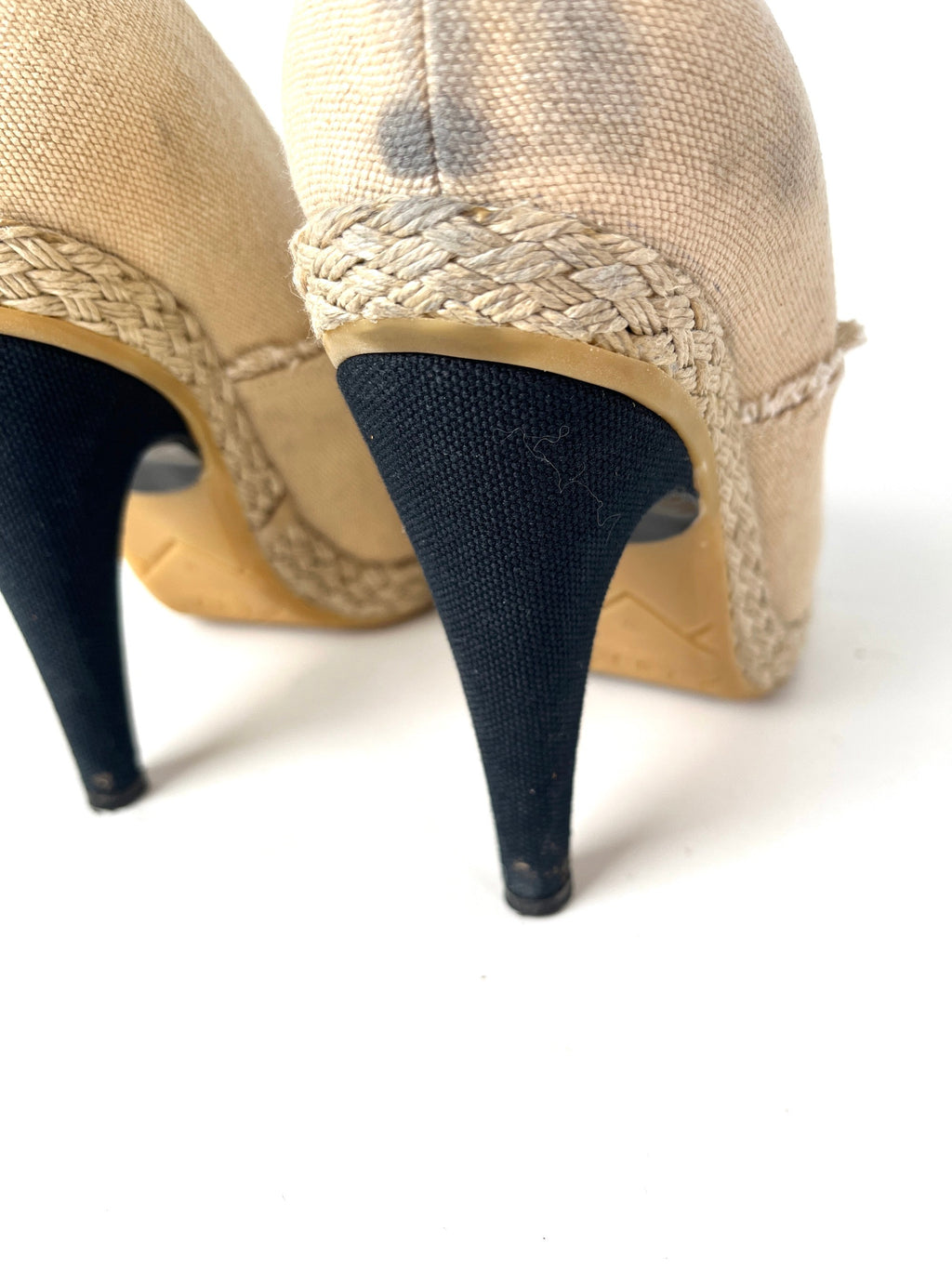 CHANEL 2014 Cap Toe Frayed Canvas Bi Color Beige Black Espadrille Pumps 39 8.5