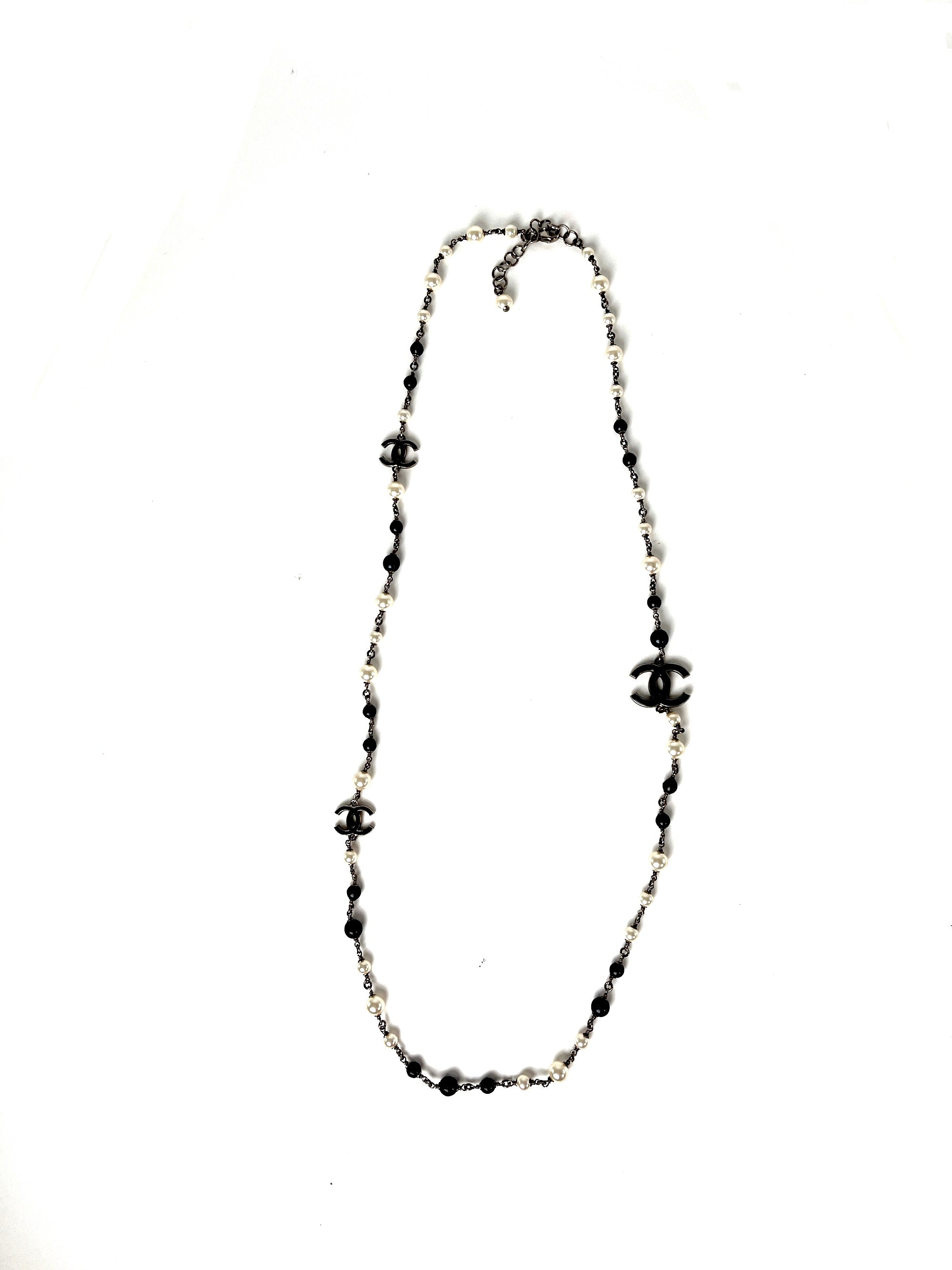 CHANEL Faux Pearl Navy CC Station Bead Long Necklace