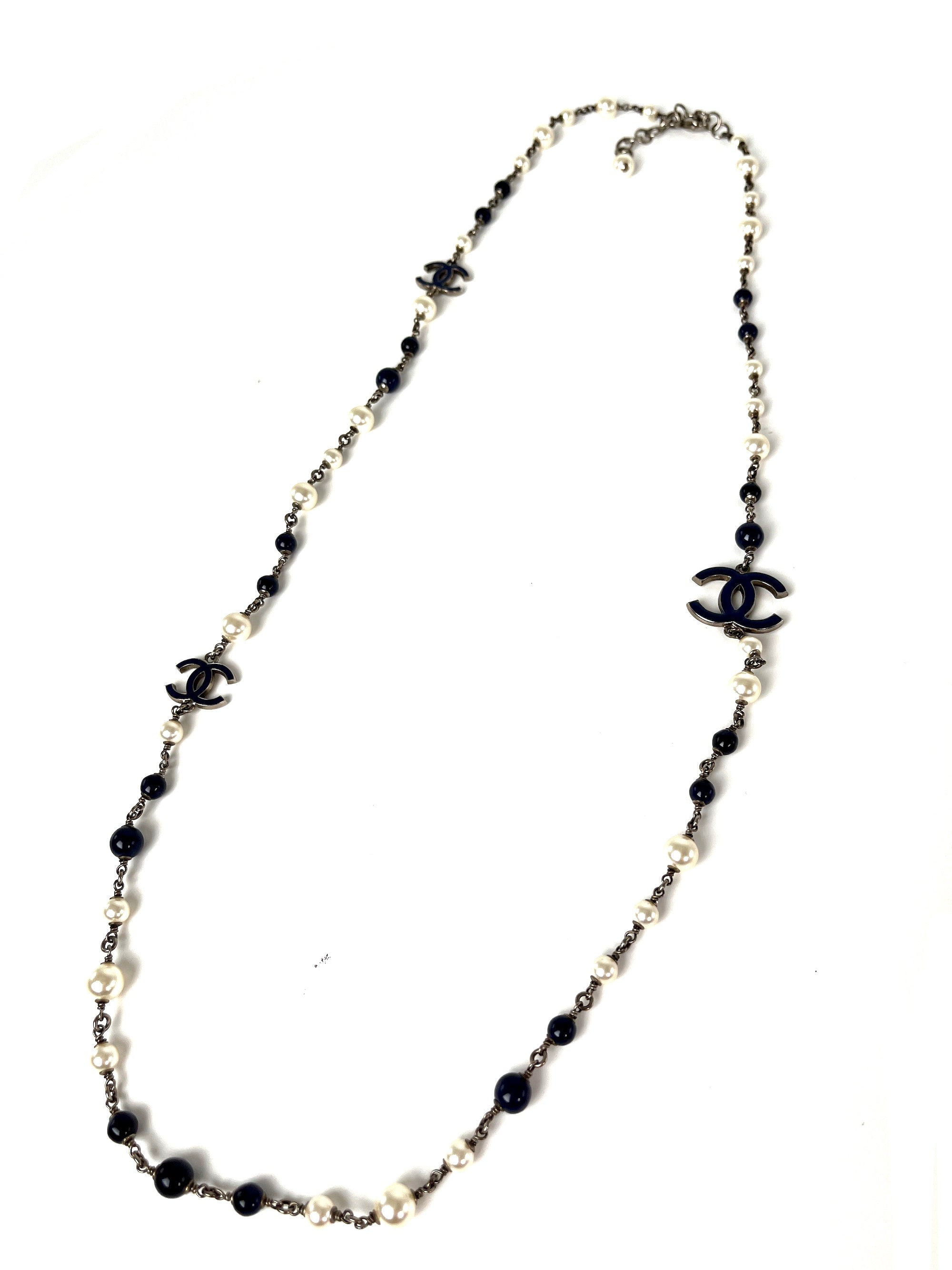 CHANEL Faux Pearl Navy CC Station Bead Long Necklace
