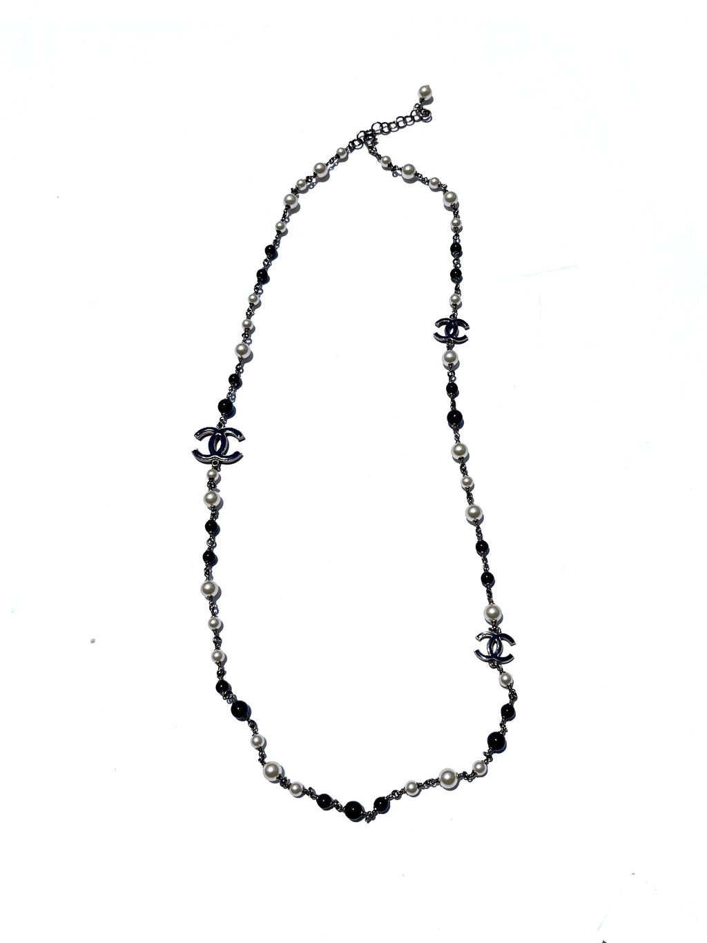 CHANEL Faux Pearl Navy CC Station Bead Long Necklace