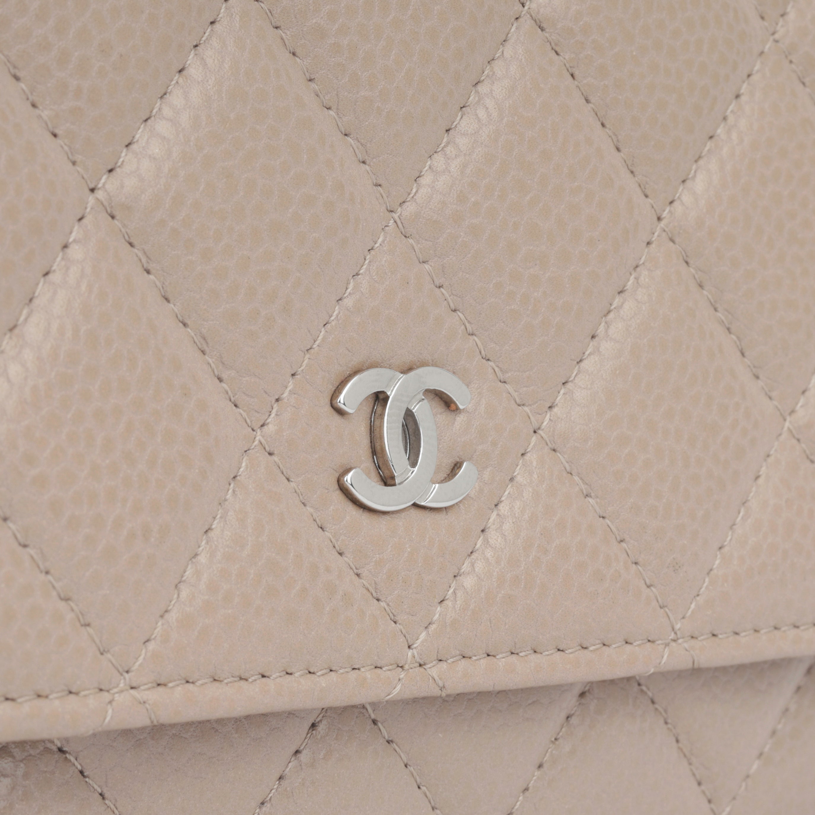 Chanel Classic Wallet on Chain