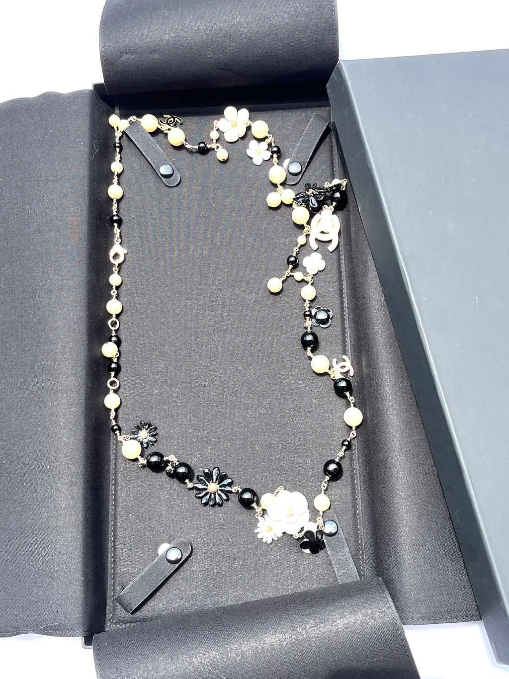 CHANEL Faux Pearl CC Black White Flower Station Long Necklace