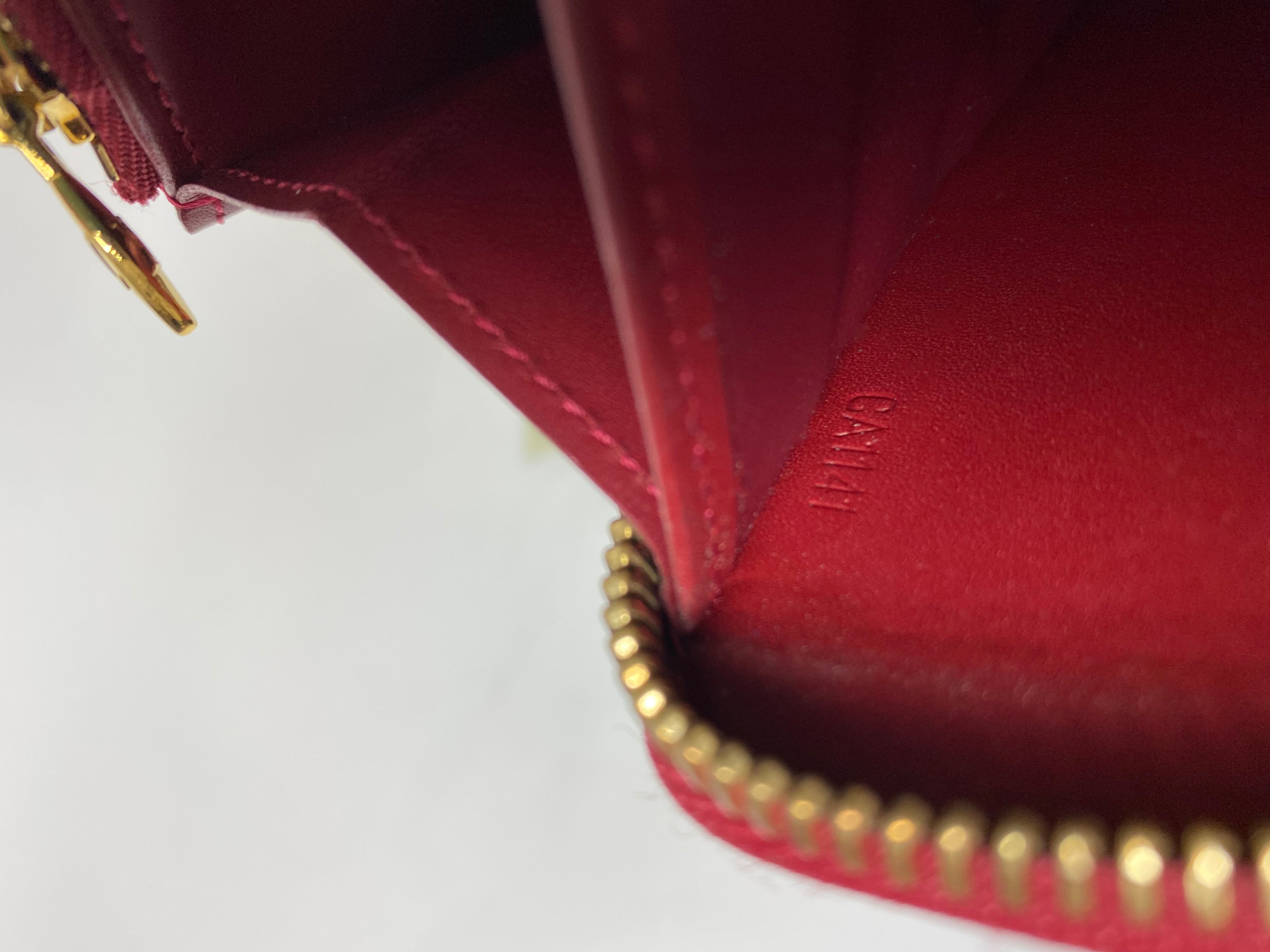 Louis Vuitton Red Vernis Monogram Zippy Continental Wallet