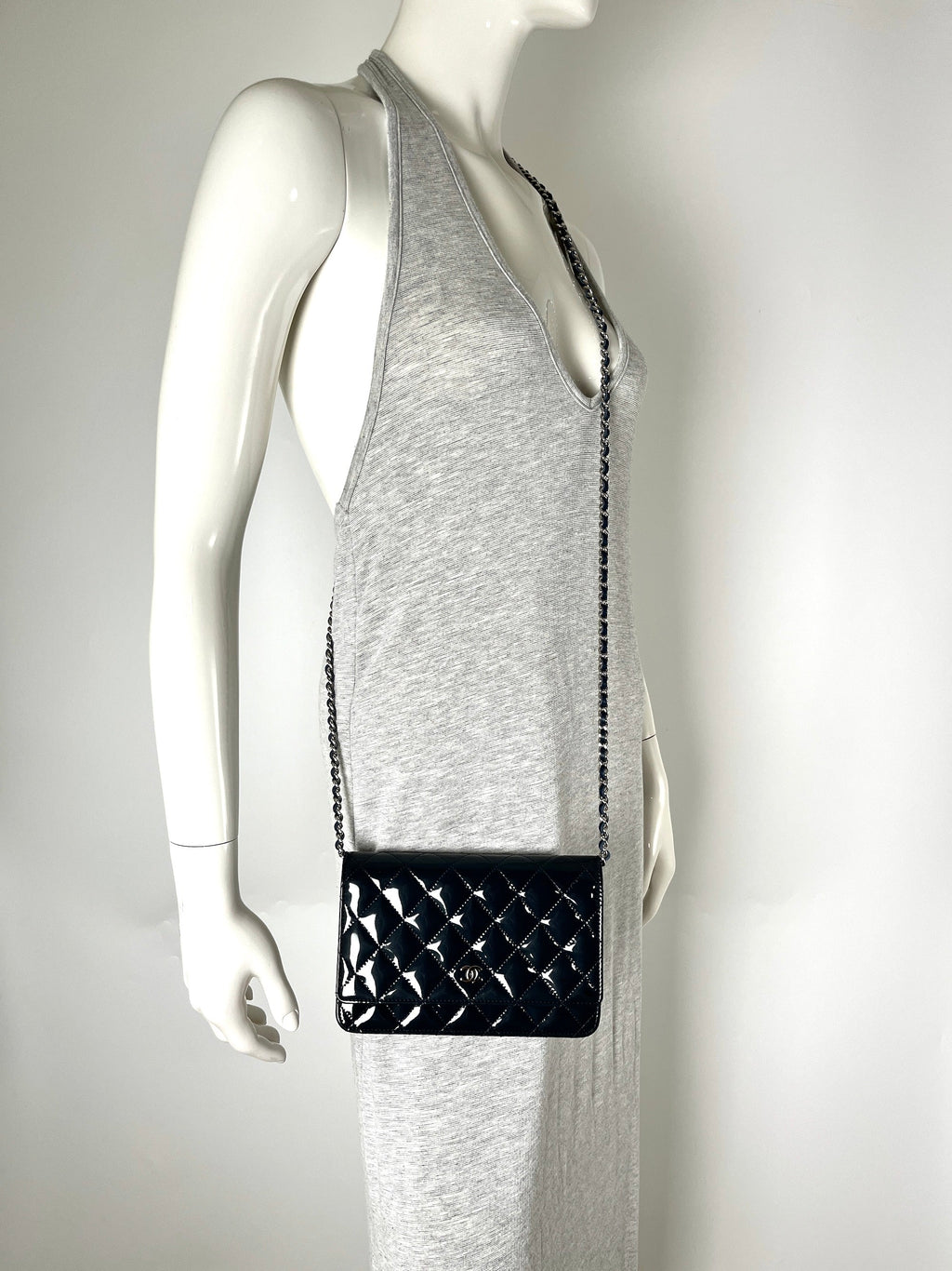 CHANEL 14C WOC Wallet on Chain Navy Blue Patent Leather Crossbody Bag