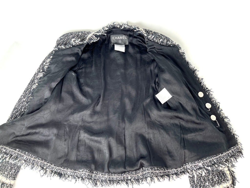 CHANEL Tweed 05A Black White Jacket igan 36 4