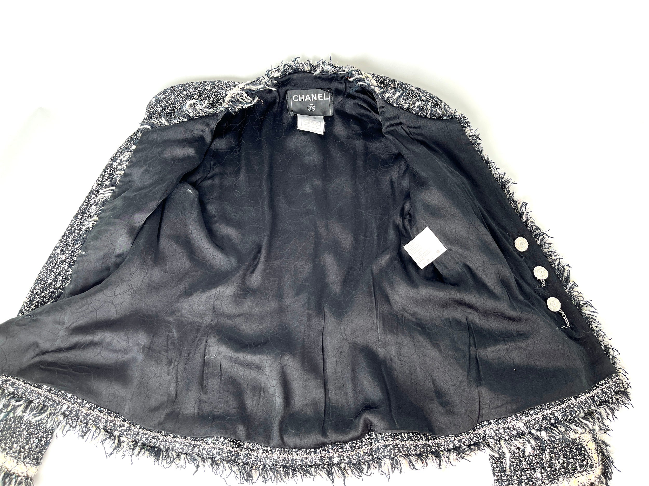 CHANEL Tweed 05A Black White Jacket igan 36 4