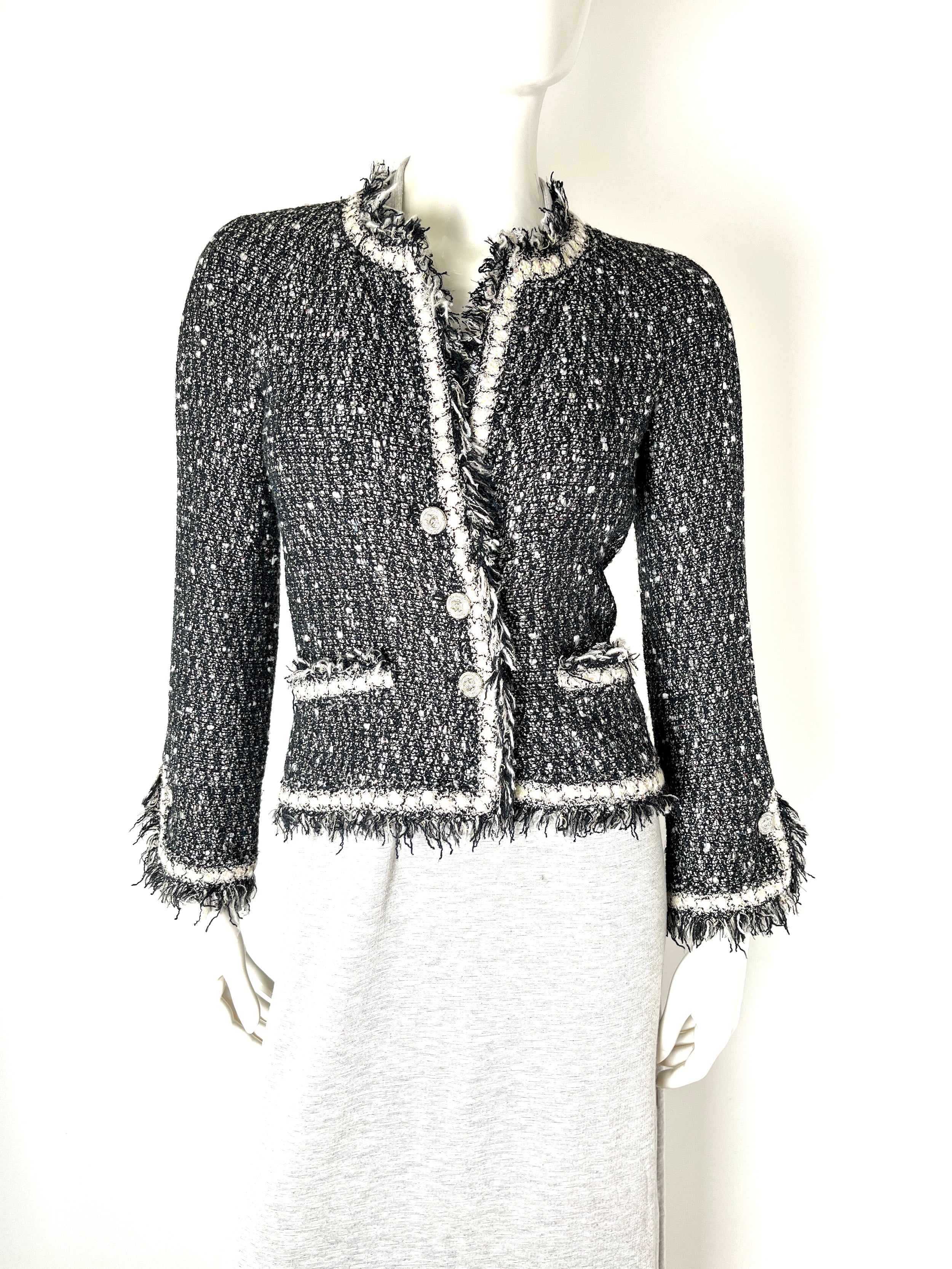 CHANEL Tweed 05A Black White Jacket igan 36 4