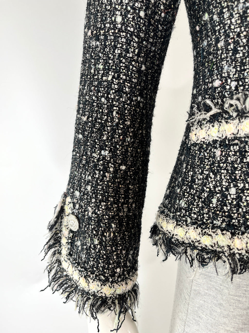 CHANEL Tweed 05A Black White Jacket igan 36 4