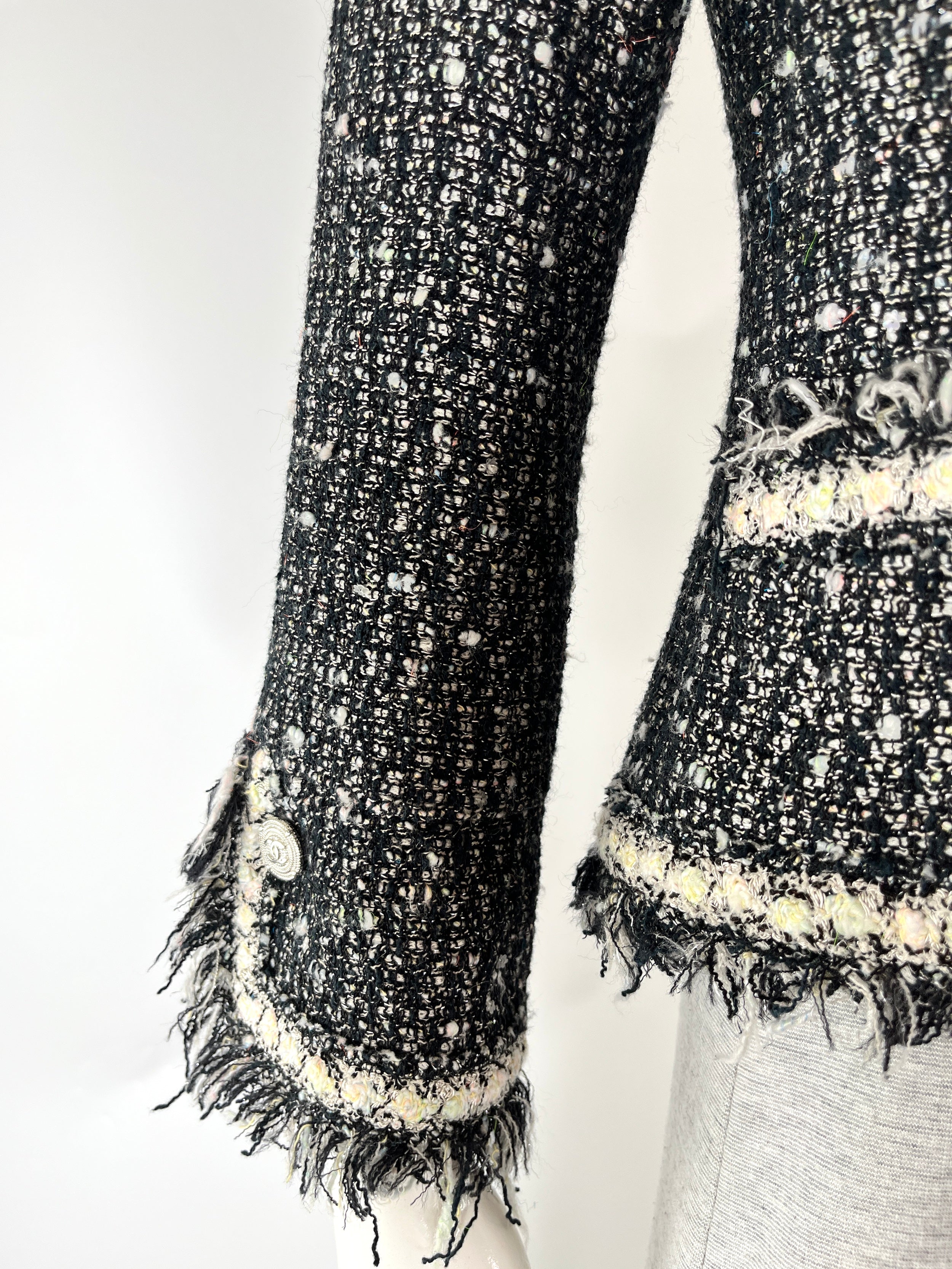 CHANEL Tweed 05A Black White Jacket igan 36 4
