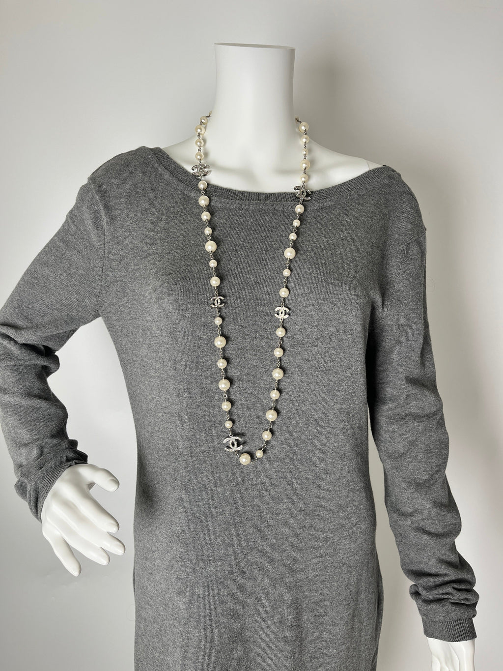 CHANEL Faux Pearl and Strass 2020 CC Long Station Classic Necklace