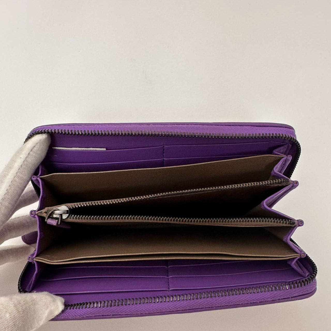 Bottega Veneta Intrecciato Weave Bifold Wallet