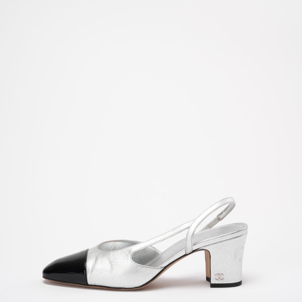 Chanel Silver / Black Leather and Patent Cap Toe CC D'osray Slingback Sandals Size 38