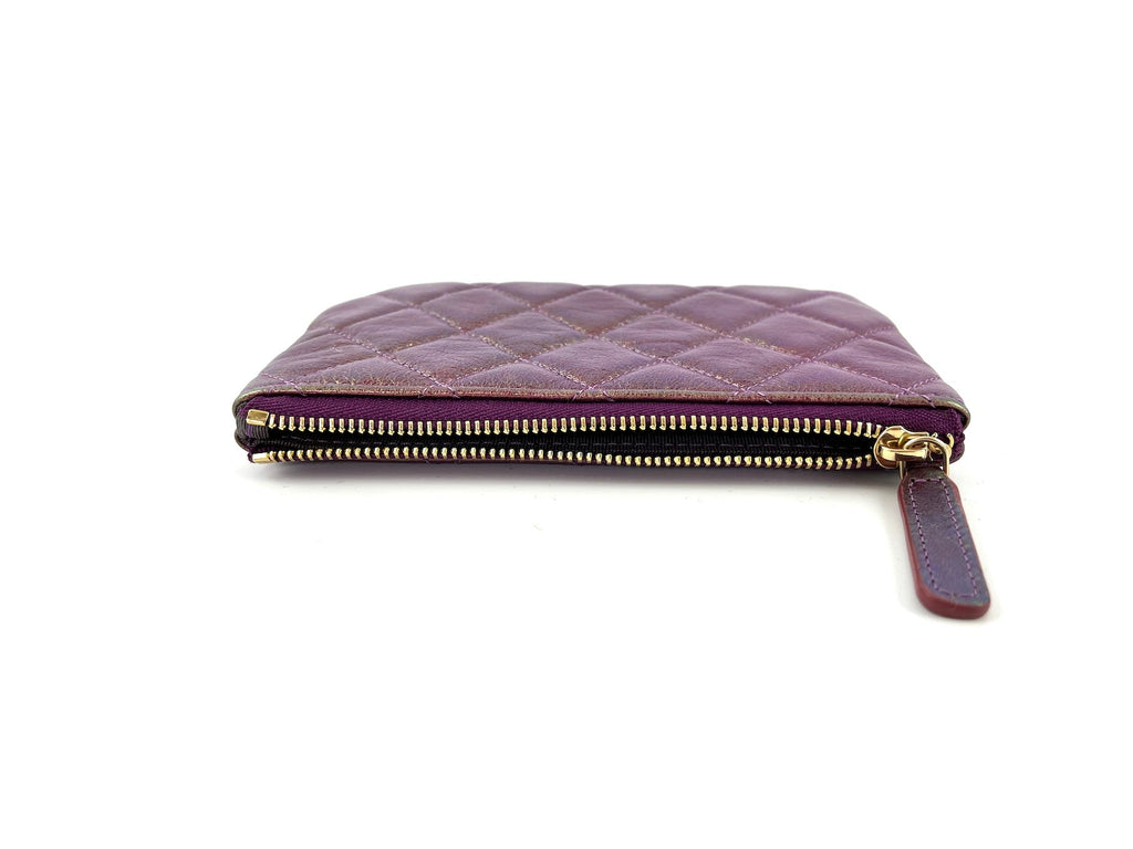 CHANEL Iridescent Purple 2020 Small Quilted Zip Pouch O Case