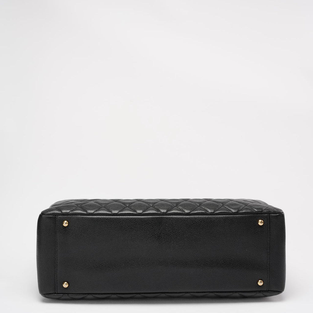 Chanel Black Grand Shopping Tote (GST) Bag in Caviar Leather