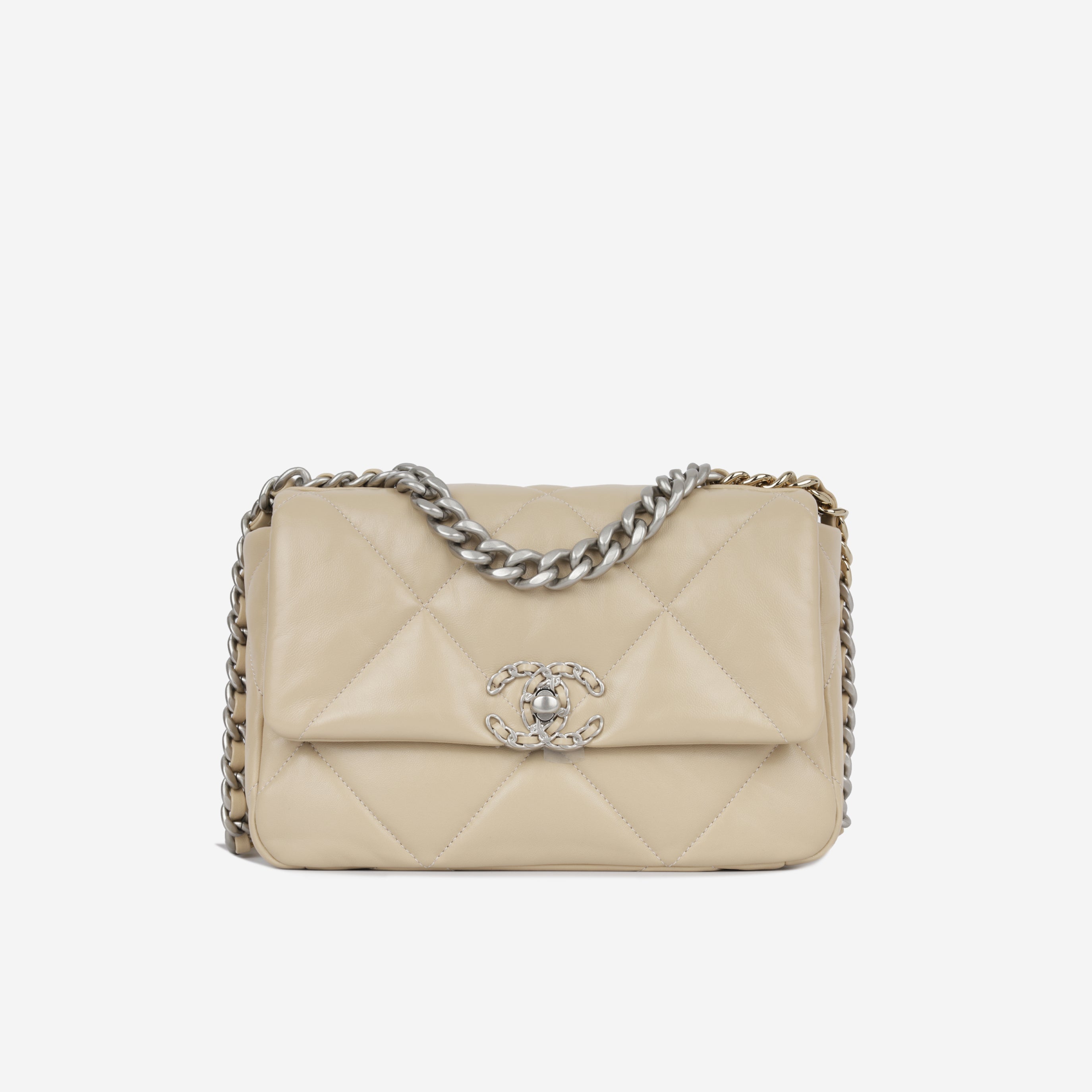 Chanel Chanel 19 - Small