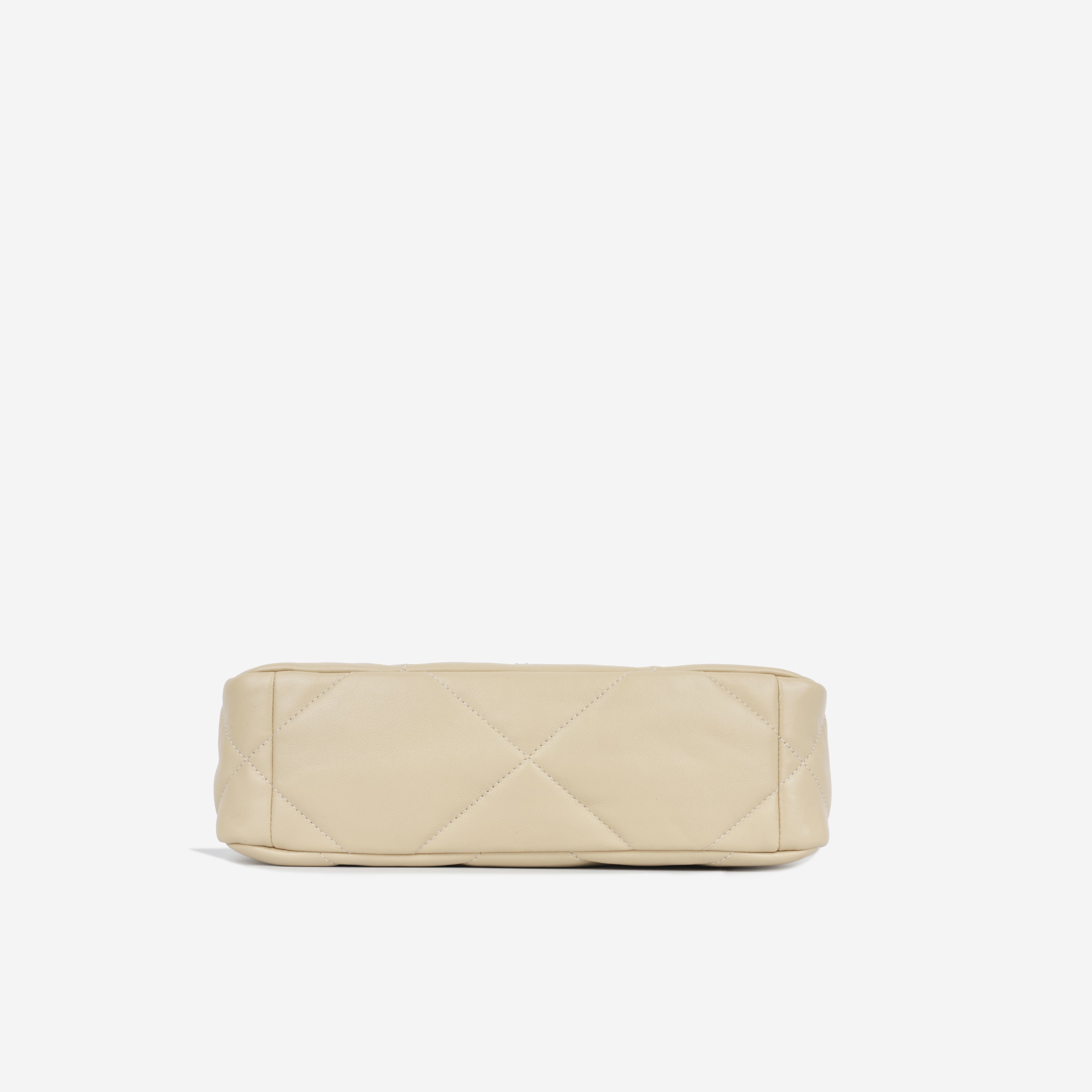 Chanel Chanel 19 - Small