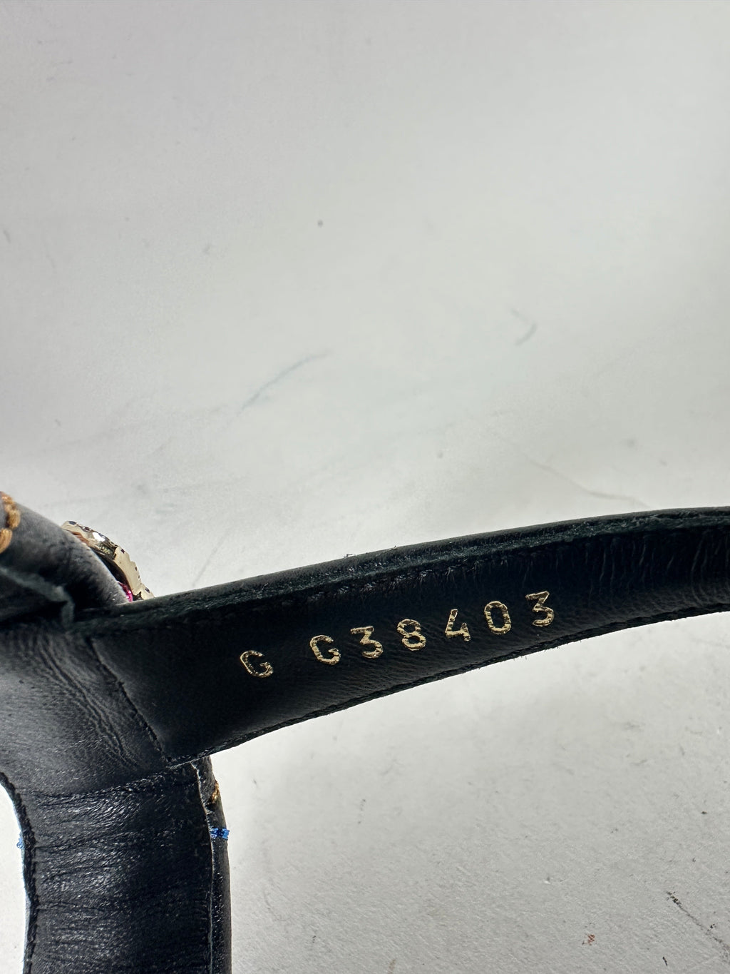 Chanel 21K Black Multi Quilt Thong CC Sandal - 40