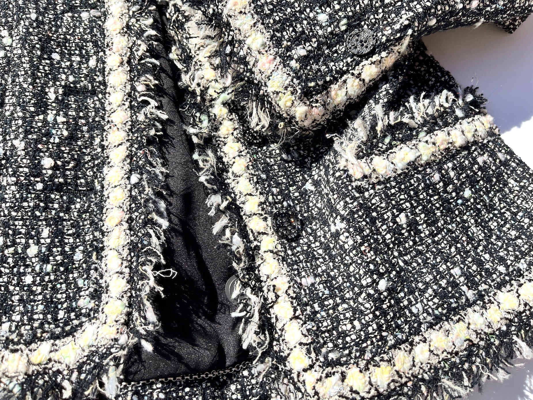 CHANEL Tweed 05A Black White Jacket  36 2 4
