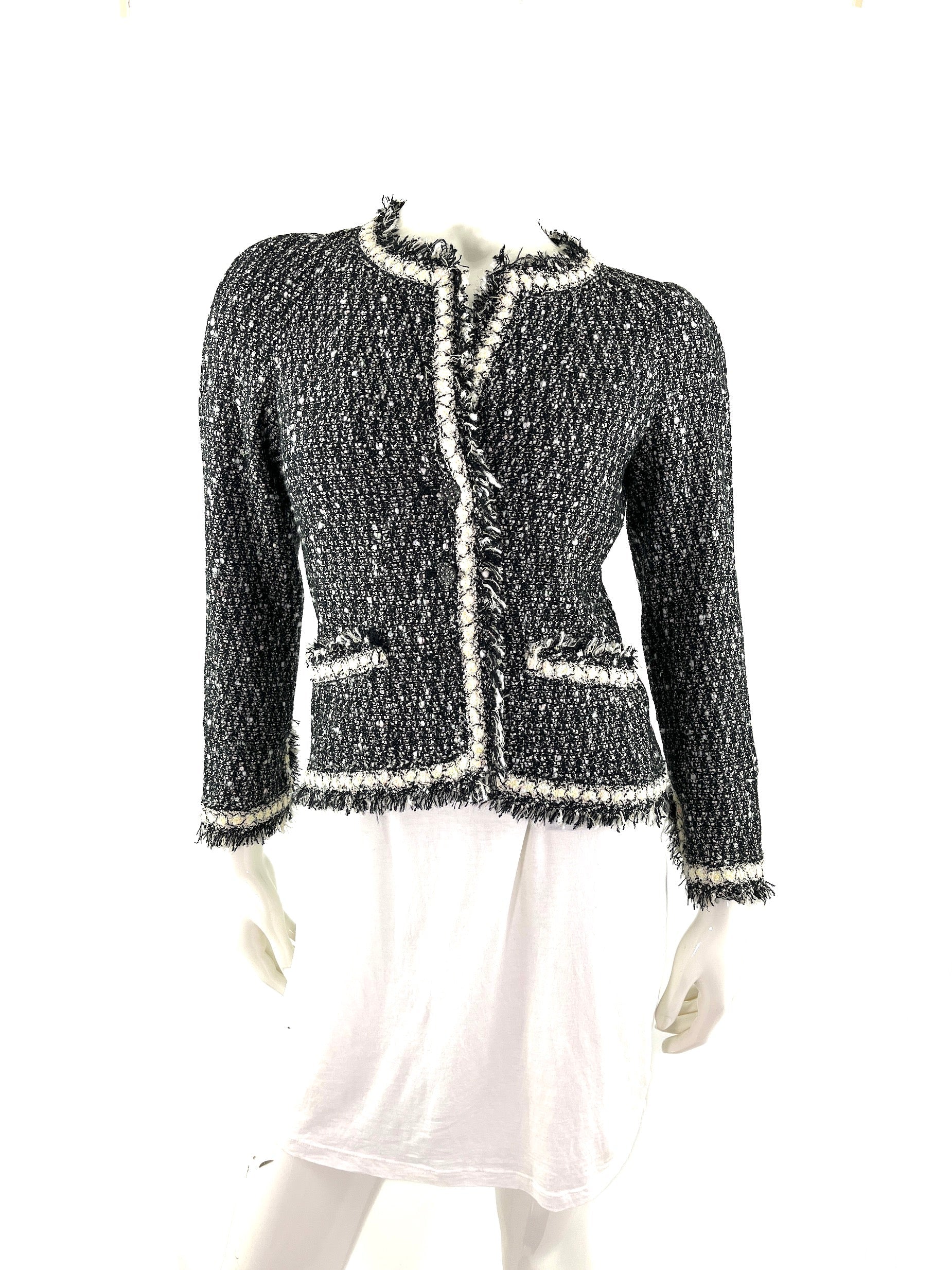 CHANEL Tweed 05A Black White Jacket  36 2 4