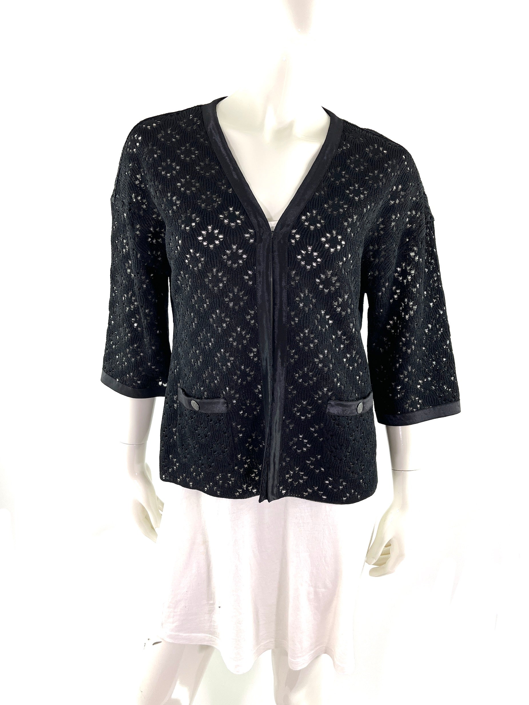 CHANEL Perforated Black Silk Knit Jacket igan 40 M 8