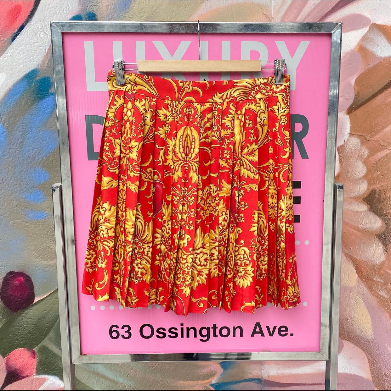 Versace Red and Gold Barocco Print Silk Pleat Mini Skirt - IT42 / 6