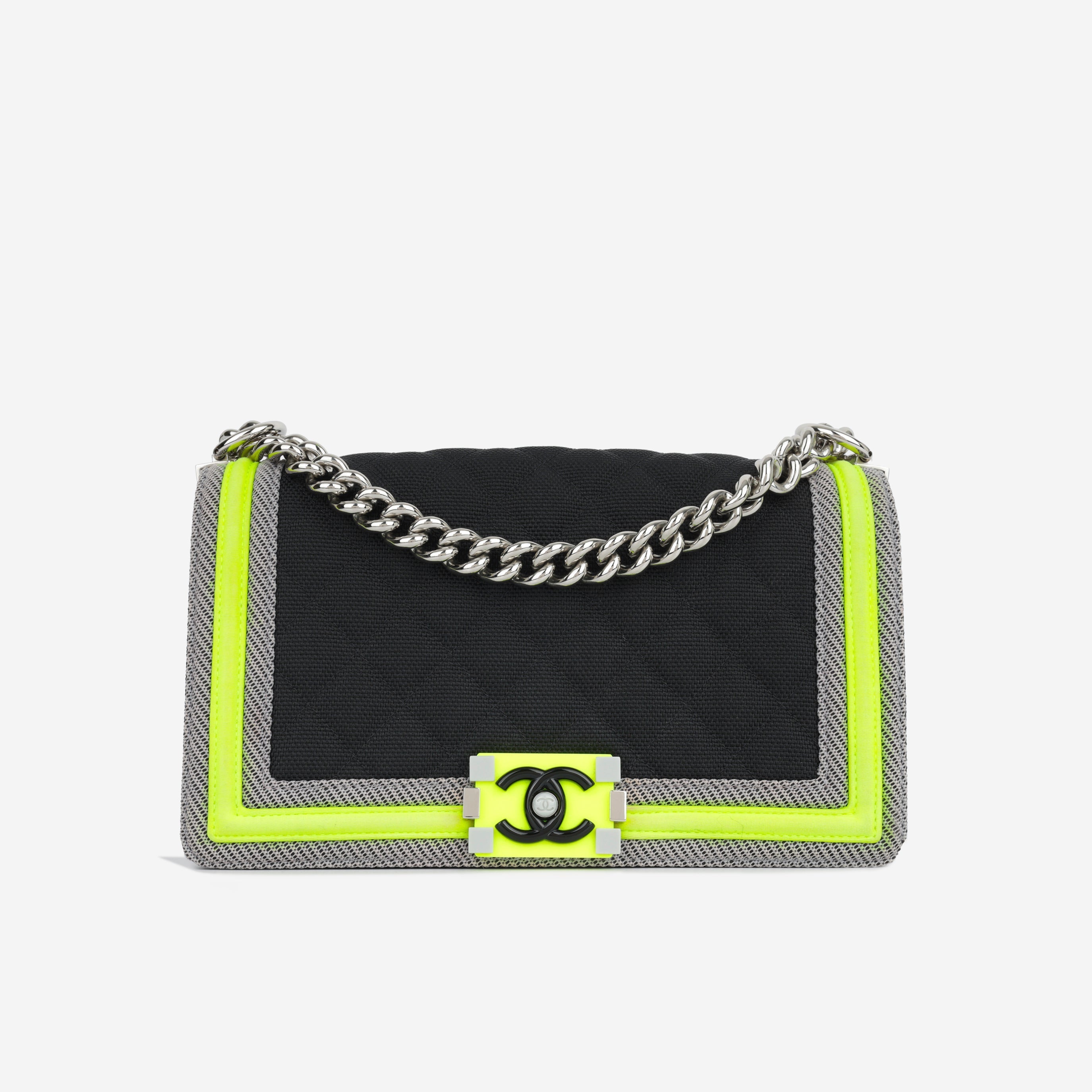 Chanel Boy Bag - Old Medium