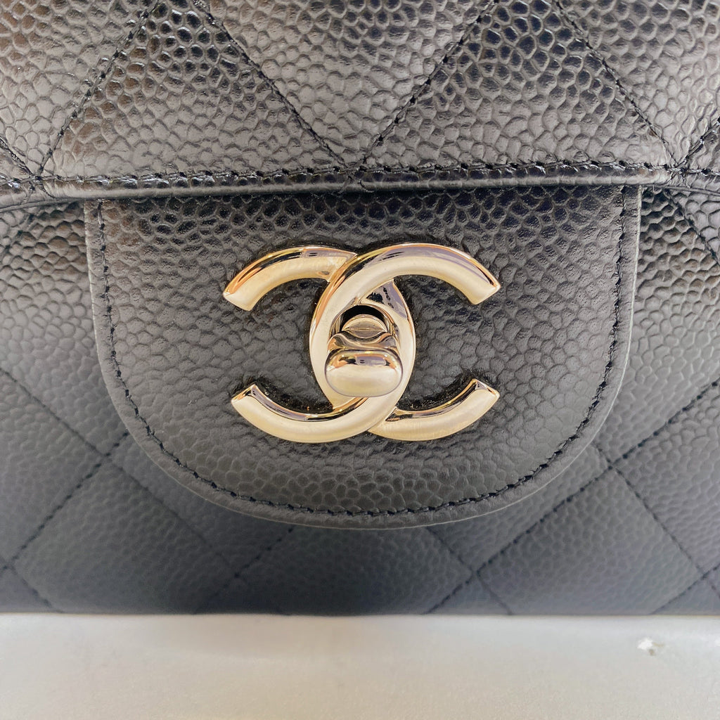 CHANEL CLASSIC JUMBO CAVIAR SHW