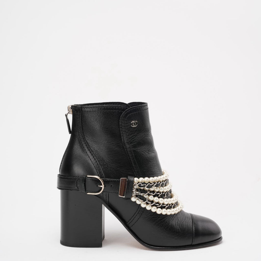 Chanel Black Pearl Chain CC Short Ankle Boots 39.5