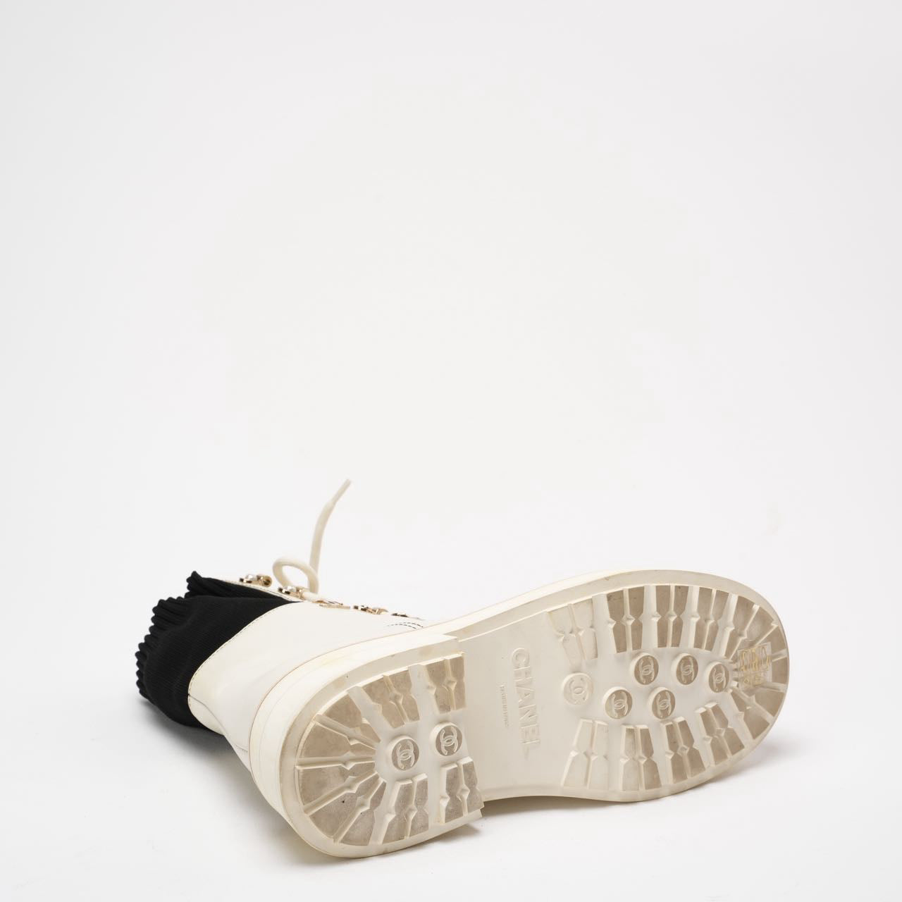 Chanel 21K White/Black CC Combat Ankle Boots 38 ½