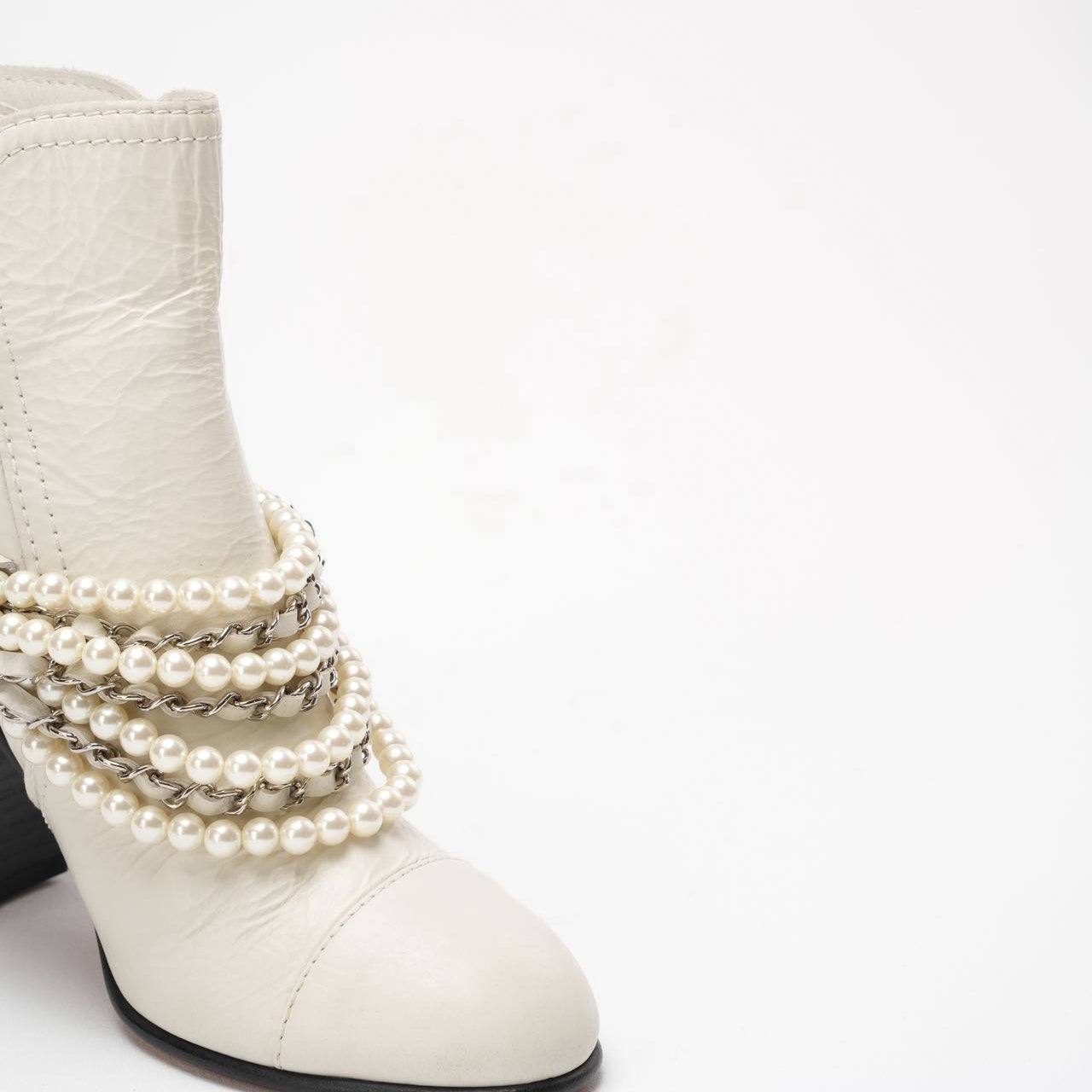 Chanel White Calfskin Pearl Chain CC Short Boots 39.5