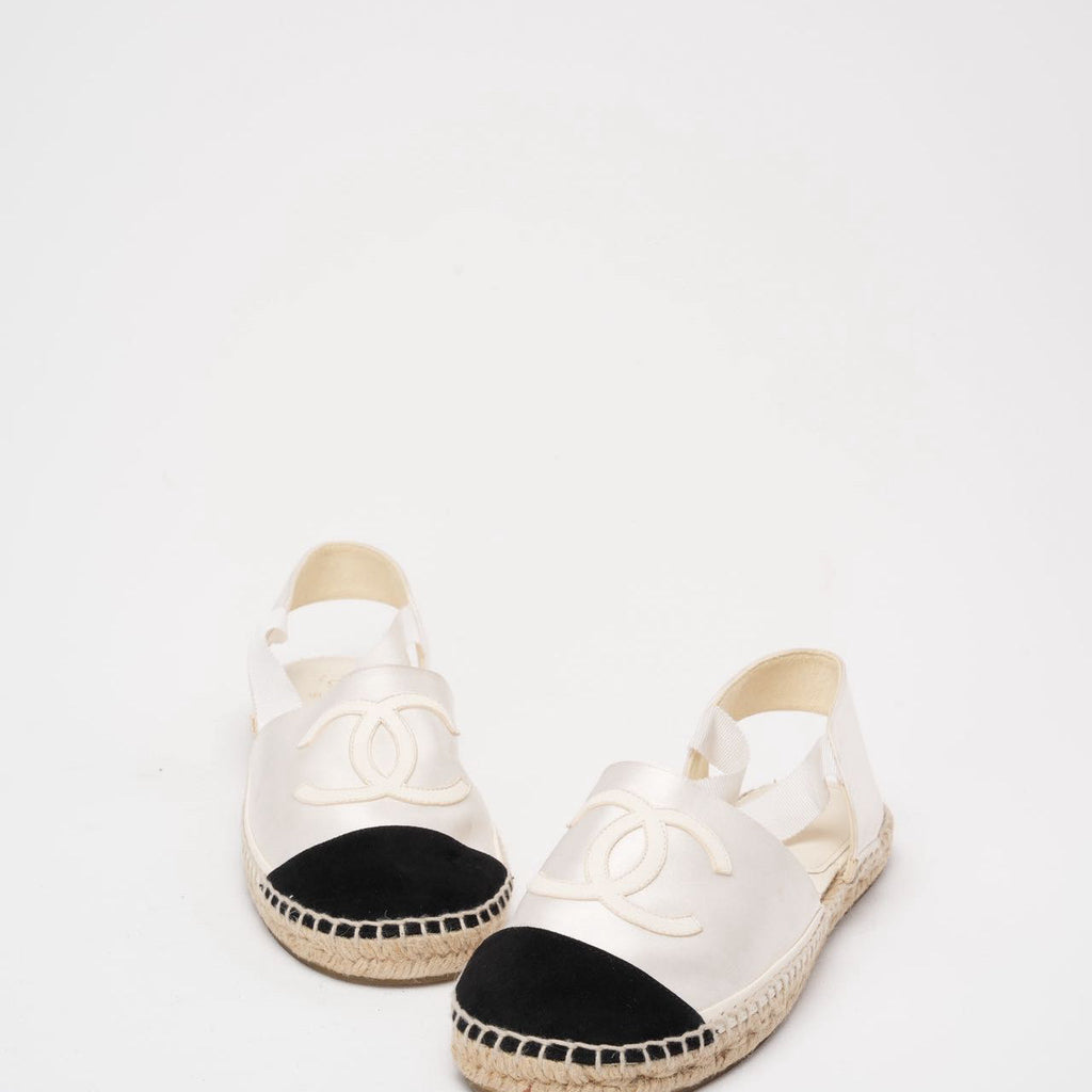 Chanel White/Black Lambskin Cap Toe CC Espadrille 40