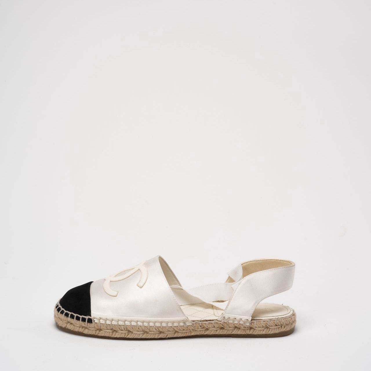 Chanel White/Black Lambskin Cap Toe CC Espadrille 40