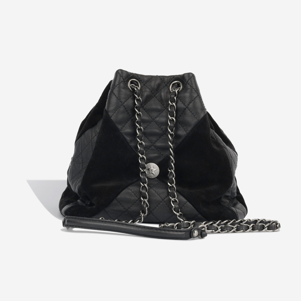 Chanel Goatskin and Suede Bucket Bag