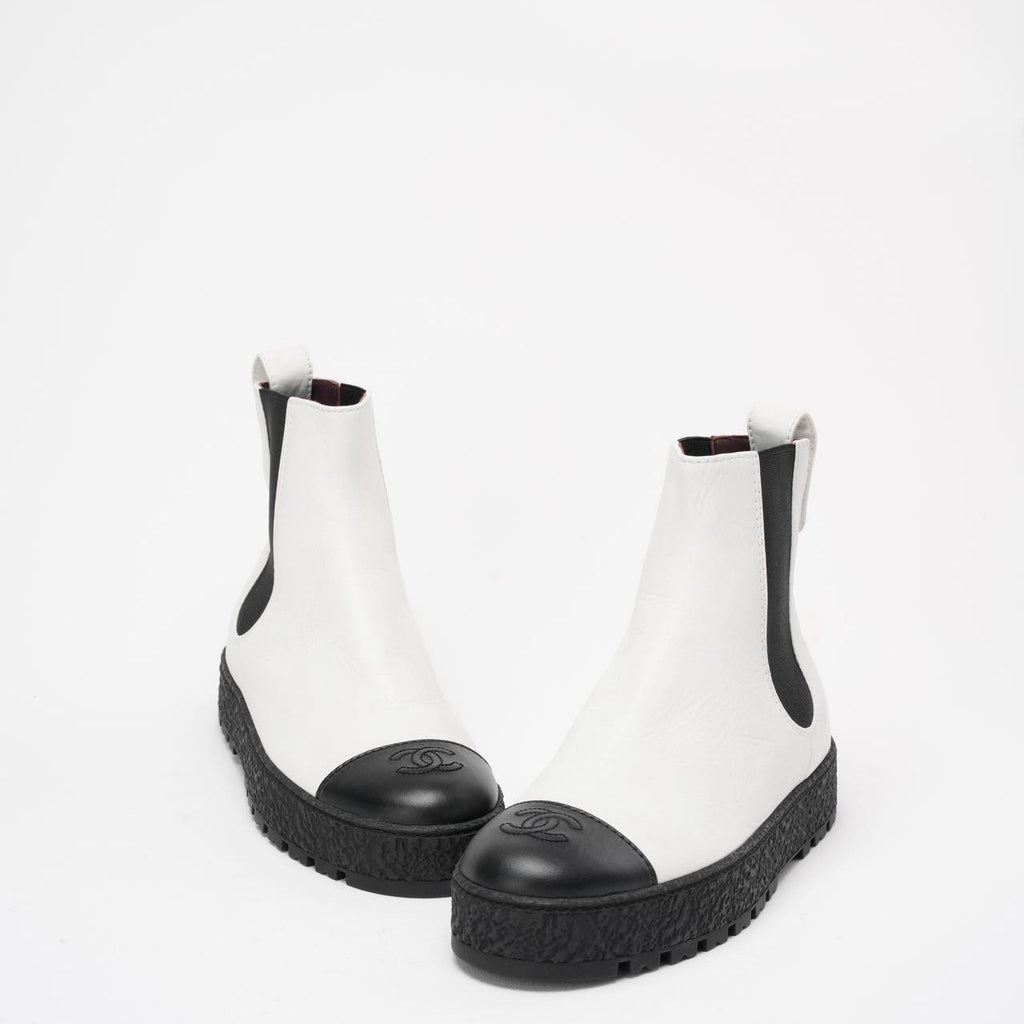 Chanel Black/White Calfskin Cap Toe CC Ankle Boots 39