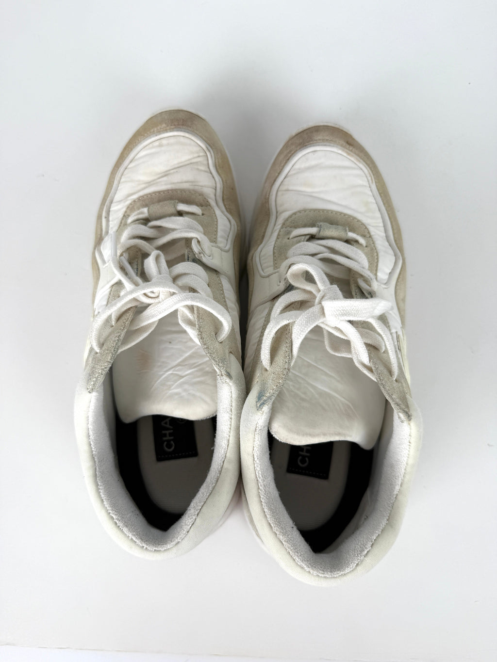 CHANEL White CC Logo Leather Running Classic Sneakers 39, 8