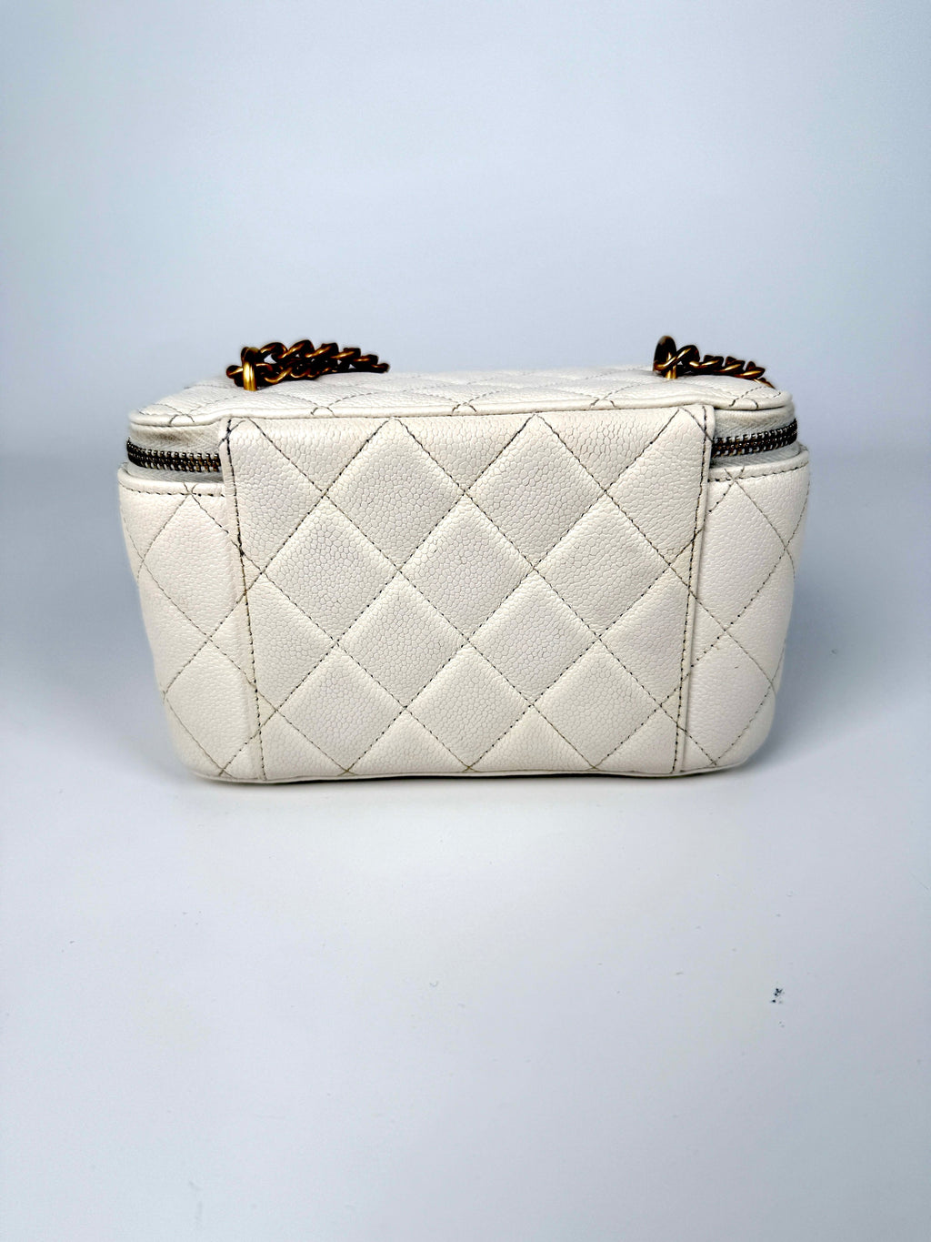 CHANEL White Sweetheart Caviar Vanity Case CC Chain Crossbody Bag
