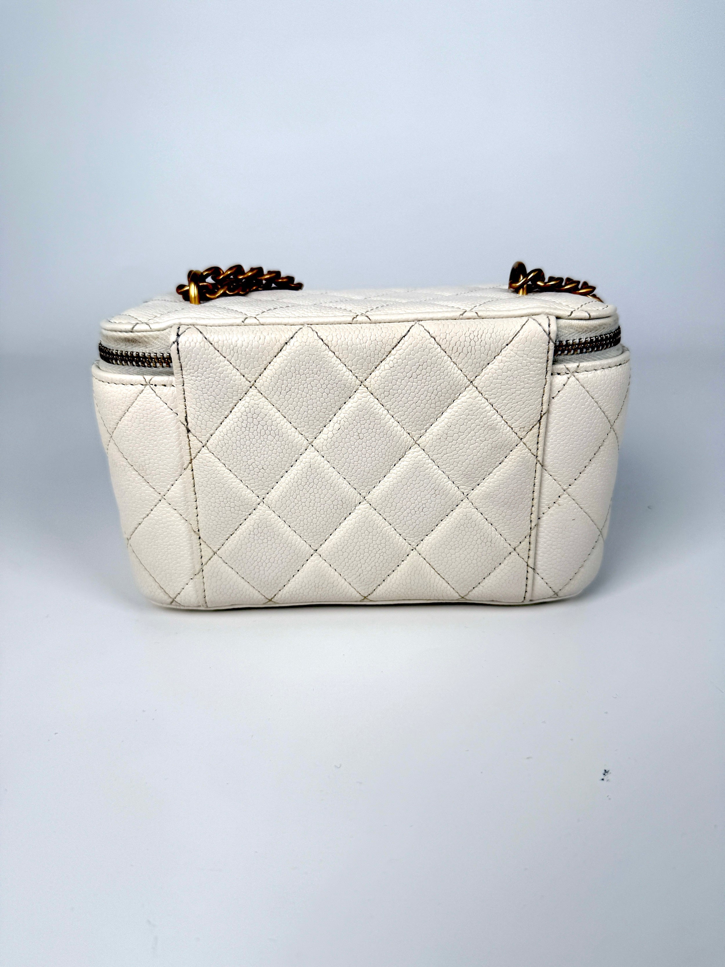 CHANEL White Sweetheart Caviar Vanity Case CC Chain Crossbody Bag