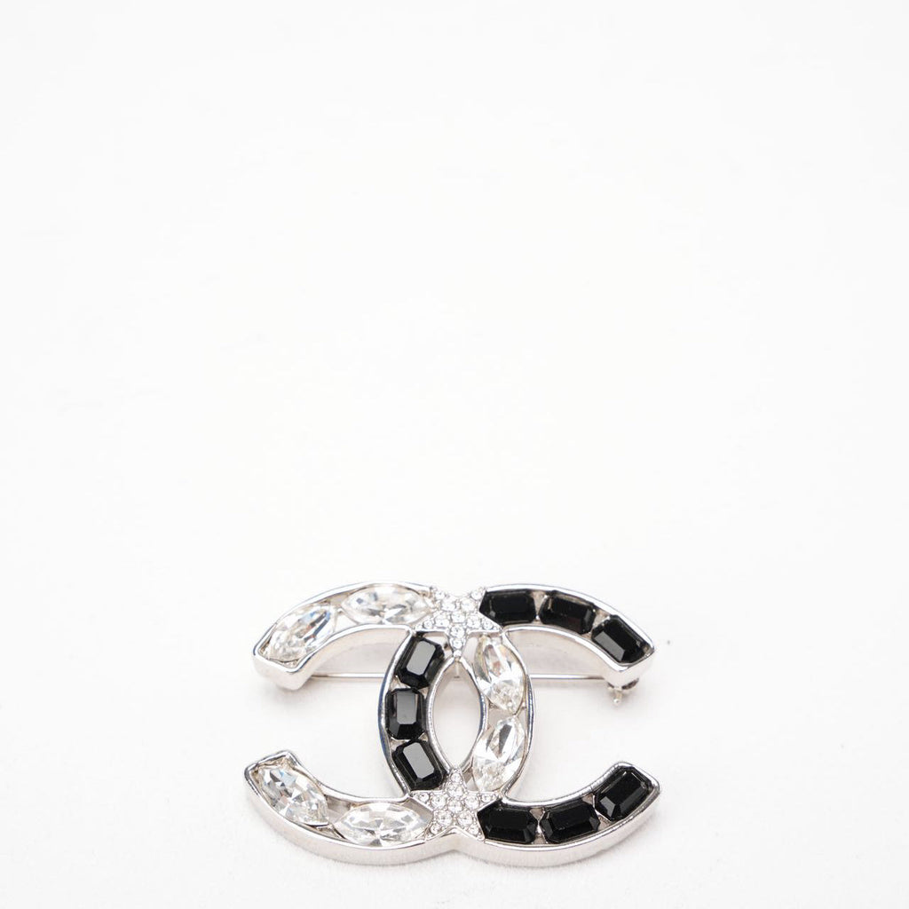 Chanel Marquise Crystal Star CC Brochure in Silver/Black