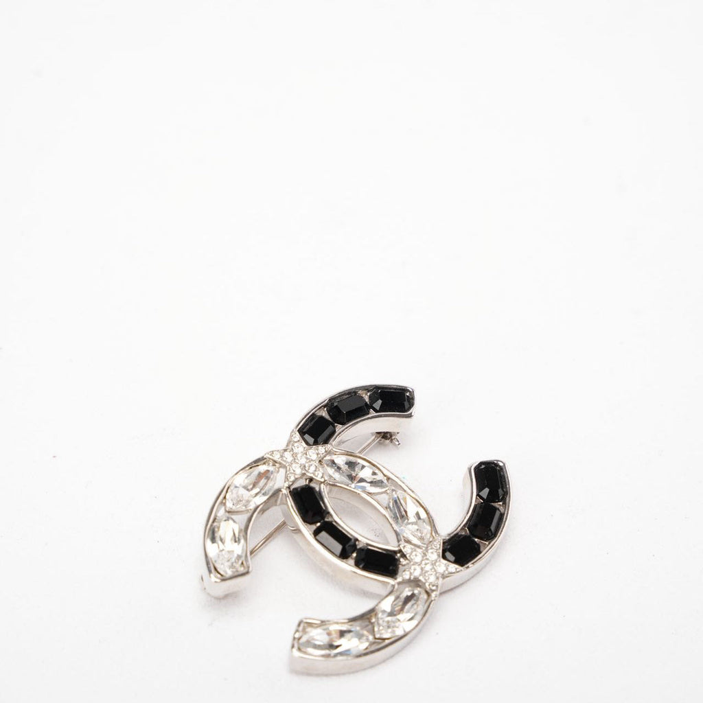 Chanel Marquise Crystal Star CC Brochure in Silver/Black