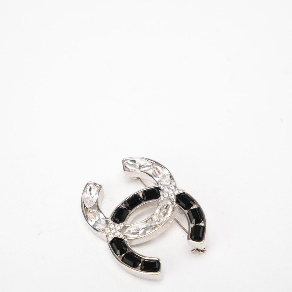 Chanel Marquise Crystal Star CC Brochure in Silver/Black