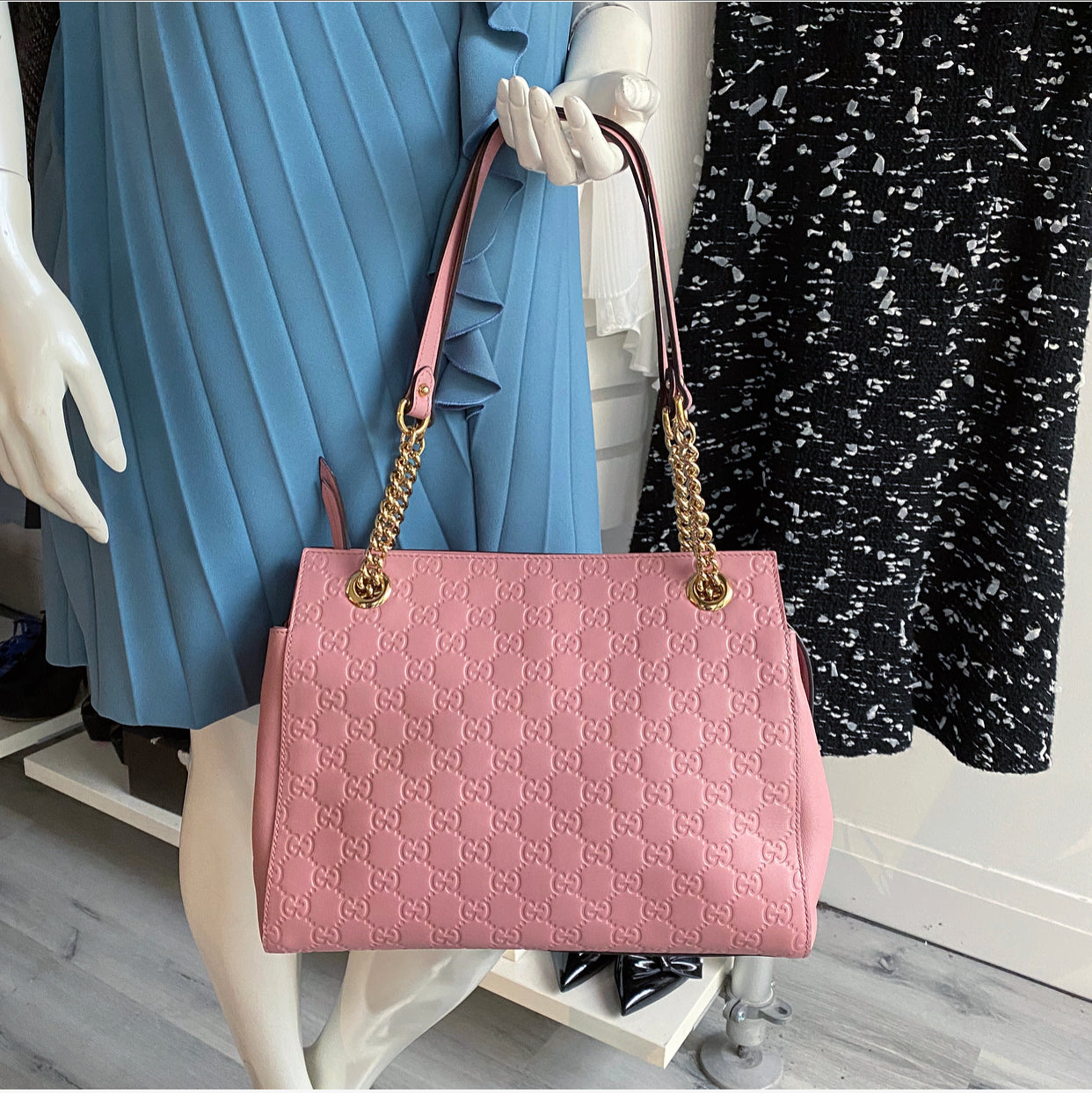 Gucci Guccissima Pink Monogram Small Chain Strap Tote Bag