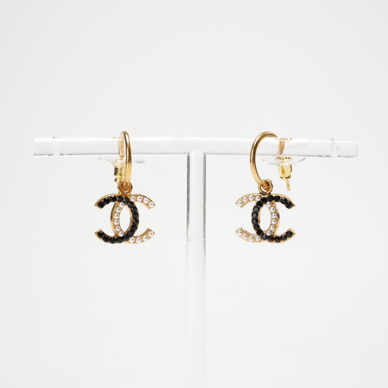 Chanel Faux Pearl/Black Gold Tone CC Earrings