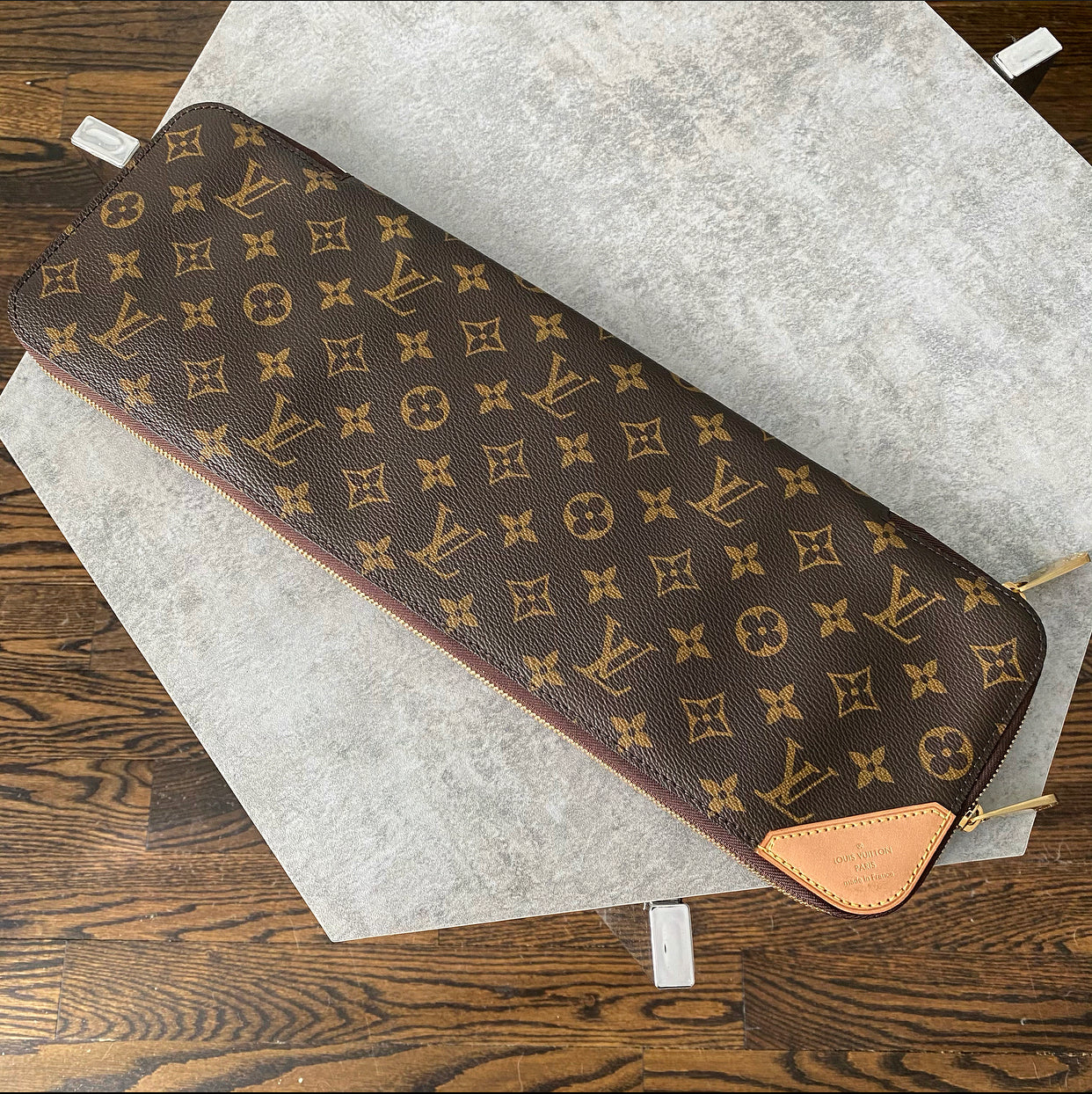 Louis Vuitton Monogram Etui 5 Travel Tie Case