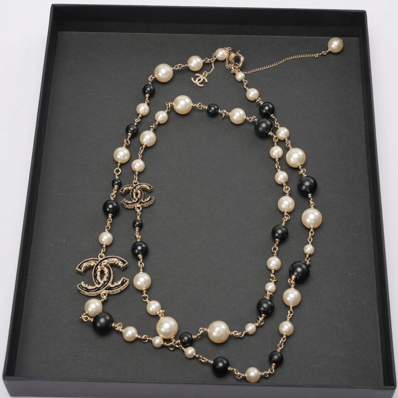 Chanel Pearl / Black Beads CC Baroque Sautoir Necklace