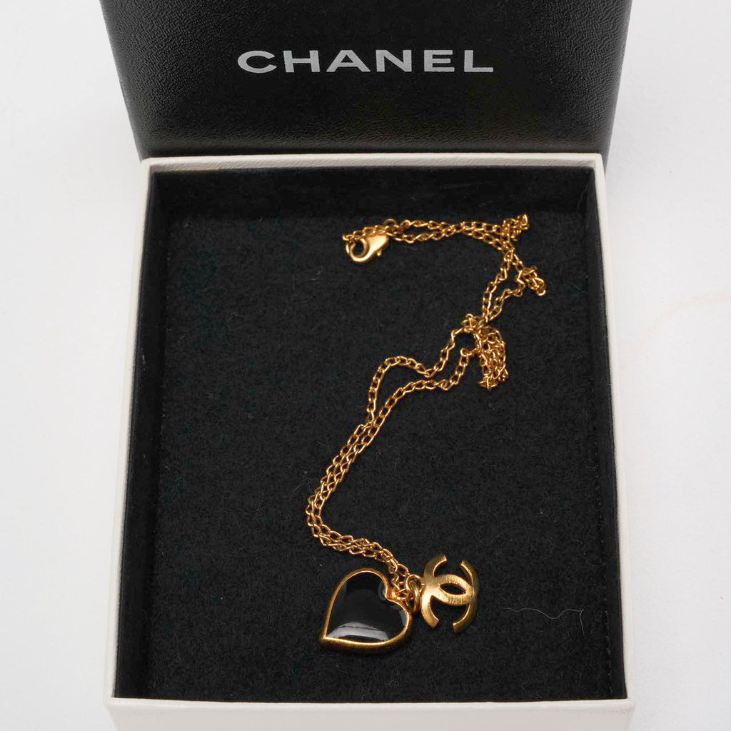 Chanel Black Golden Heart CC Enamel Necklace