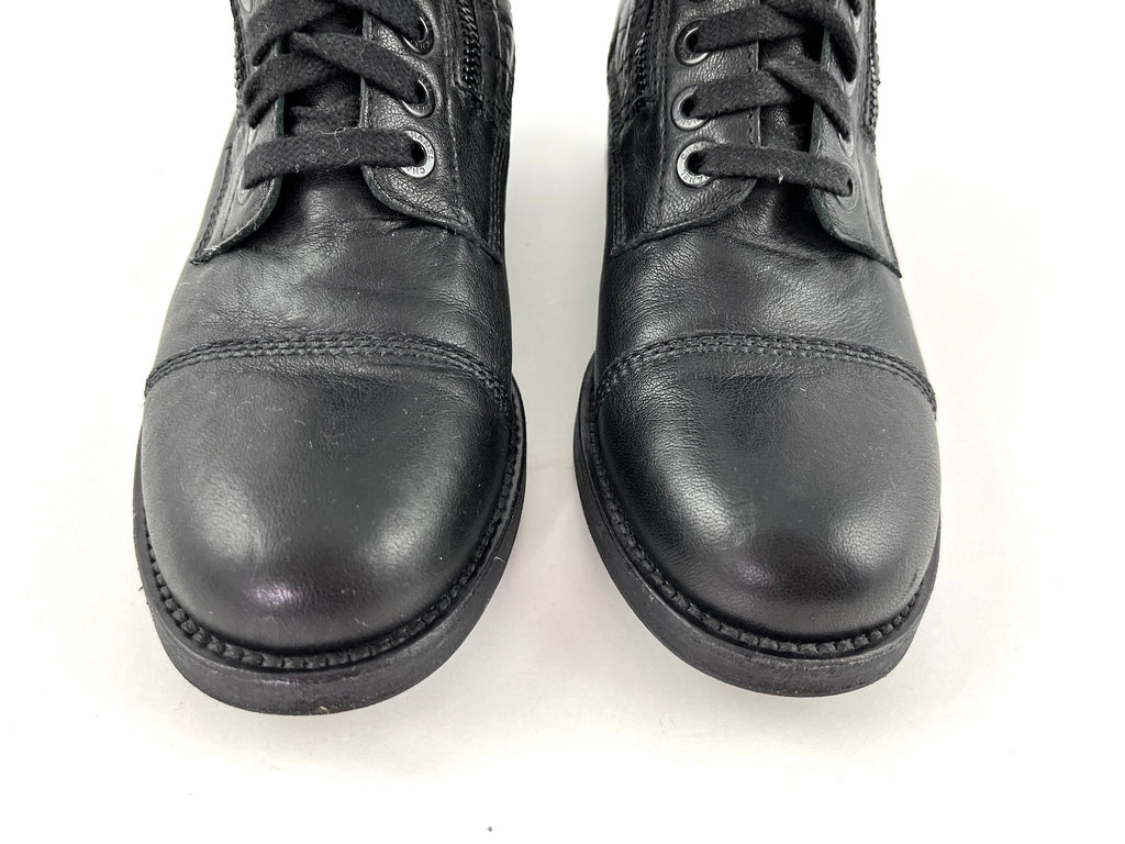CHANEL Black Quilted Leather Interlocking CC Logo Combat Boots 39 8